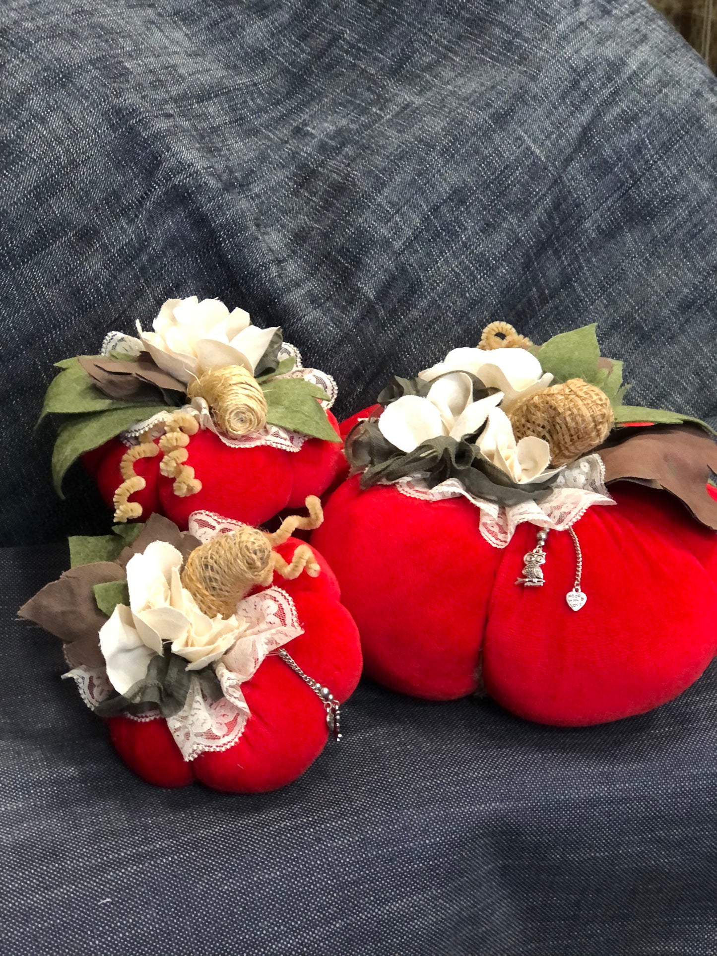 Set of fragrant decorative pumpkins