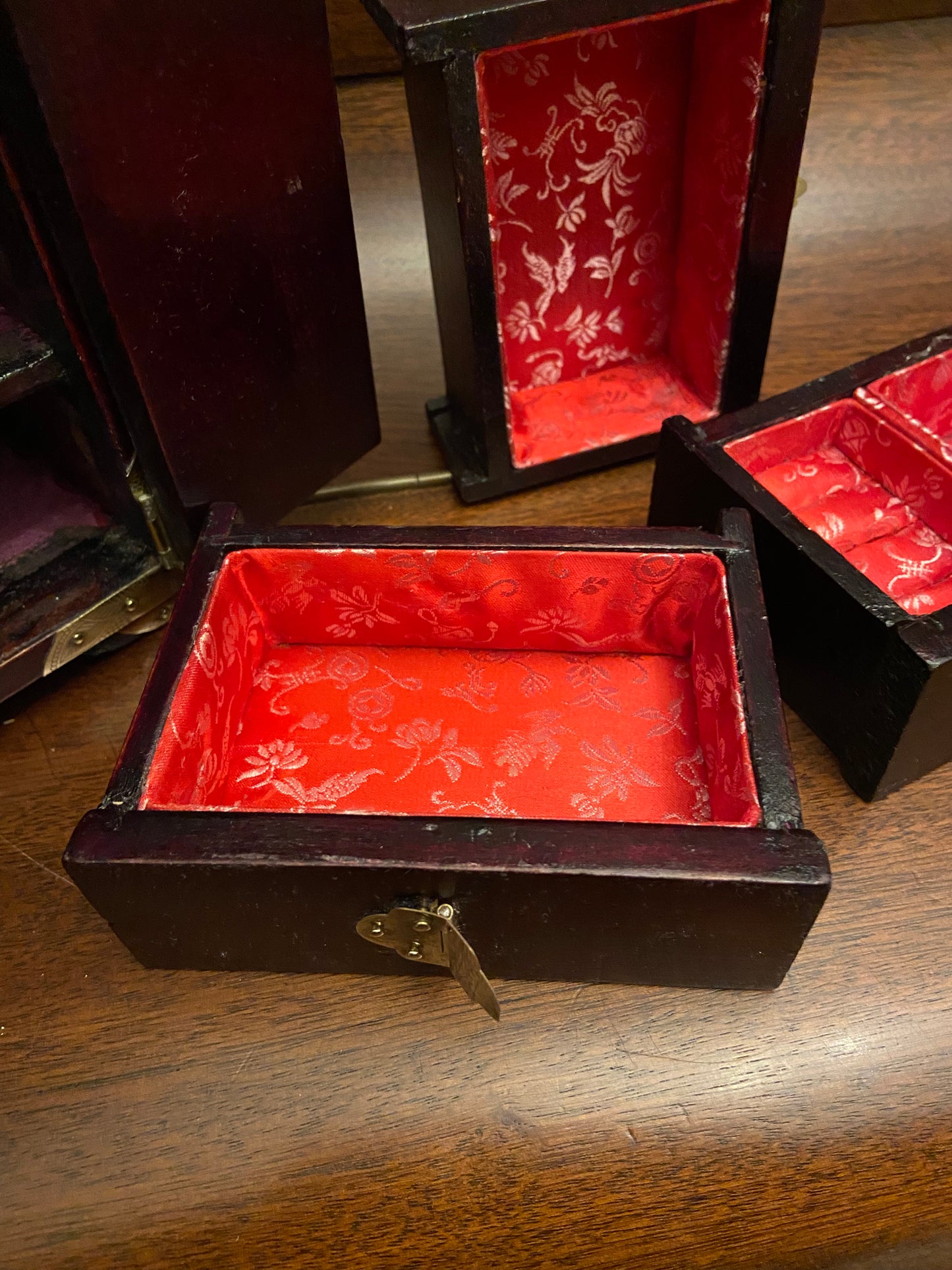 scrigno portagioielli in legno e giada